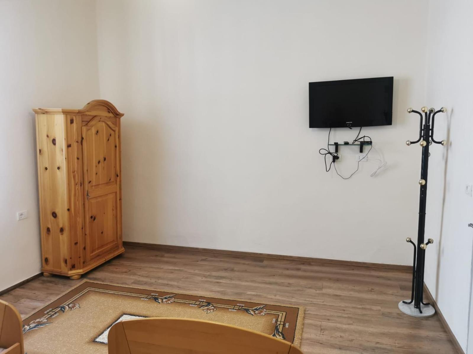Gm Tirana Hostel Extérieur photo
